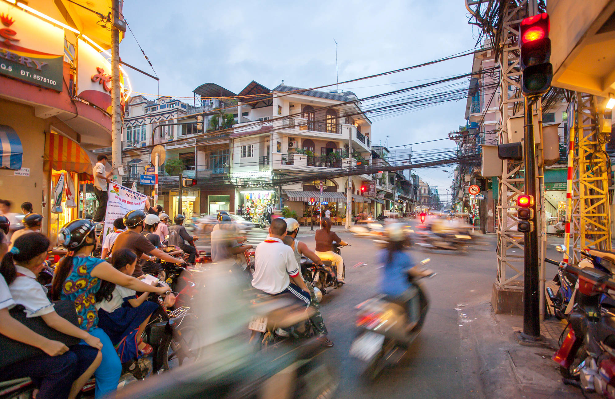ho-chi-minh-city-vietnam-traffic-cover