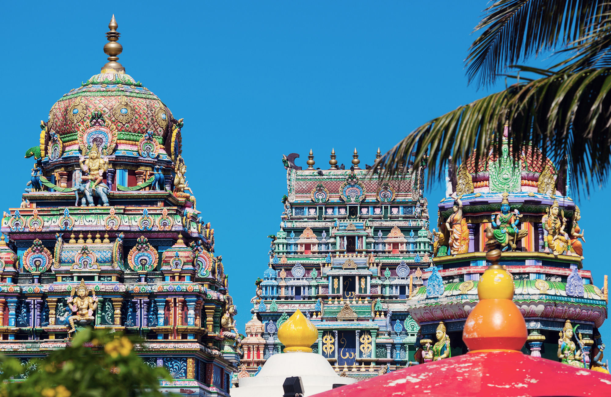 nadi-fiji-colorful-hindu-temple-sri-siva-subramaniya-swami-cover