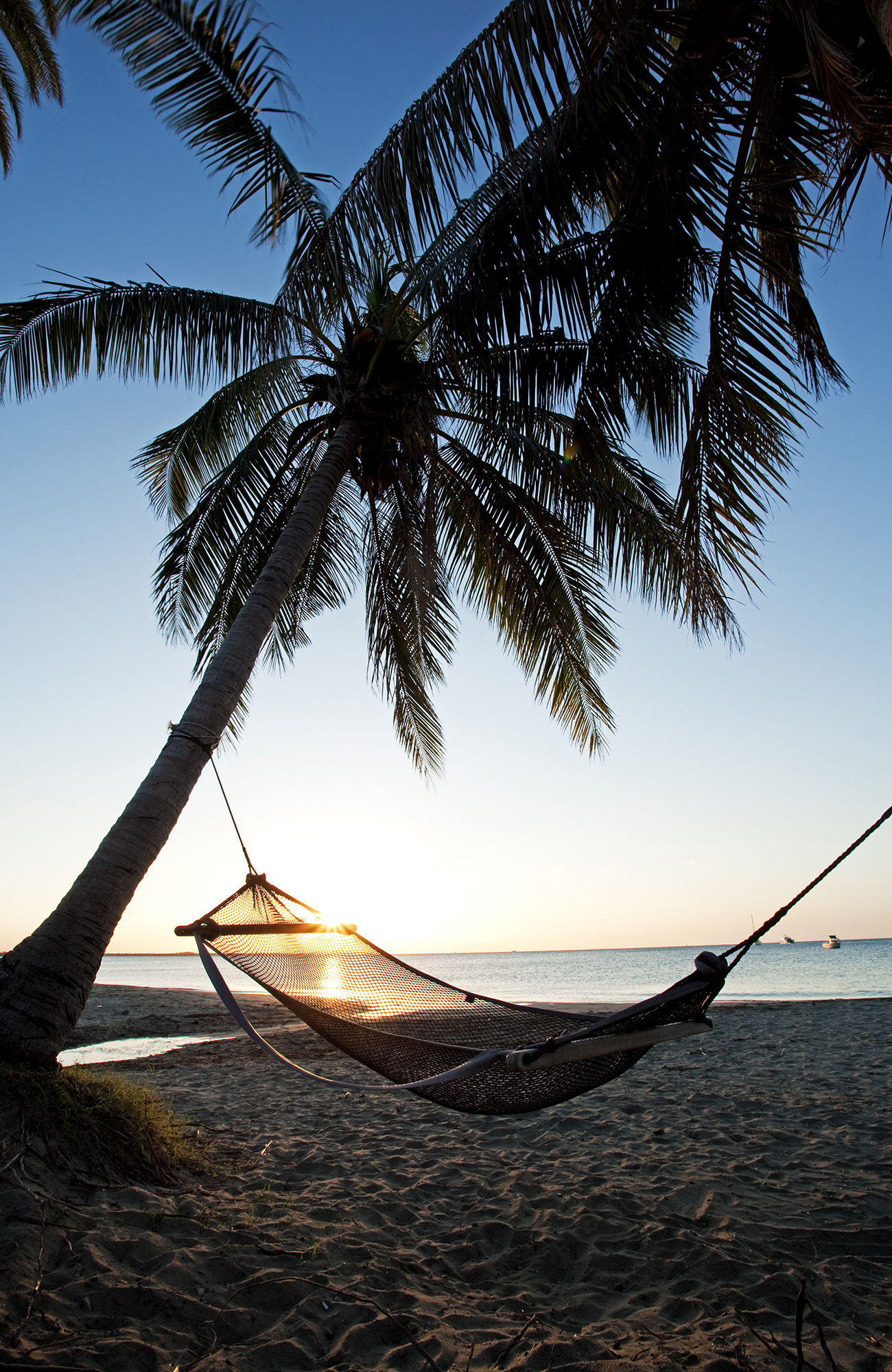 nadi-fiji-hammock-sunset-sidebar