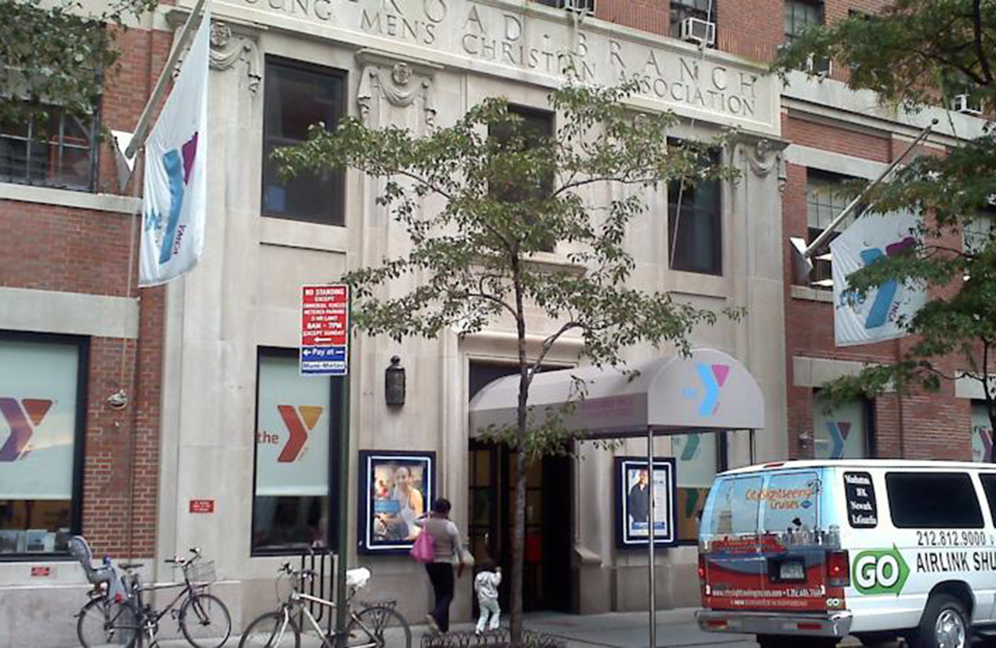 new-york-usa-ymca-vanderbilt-outside