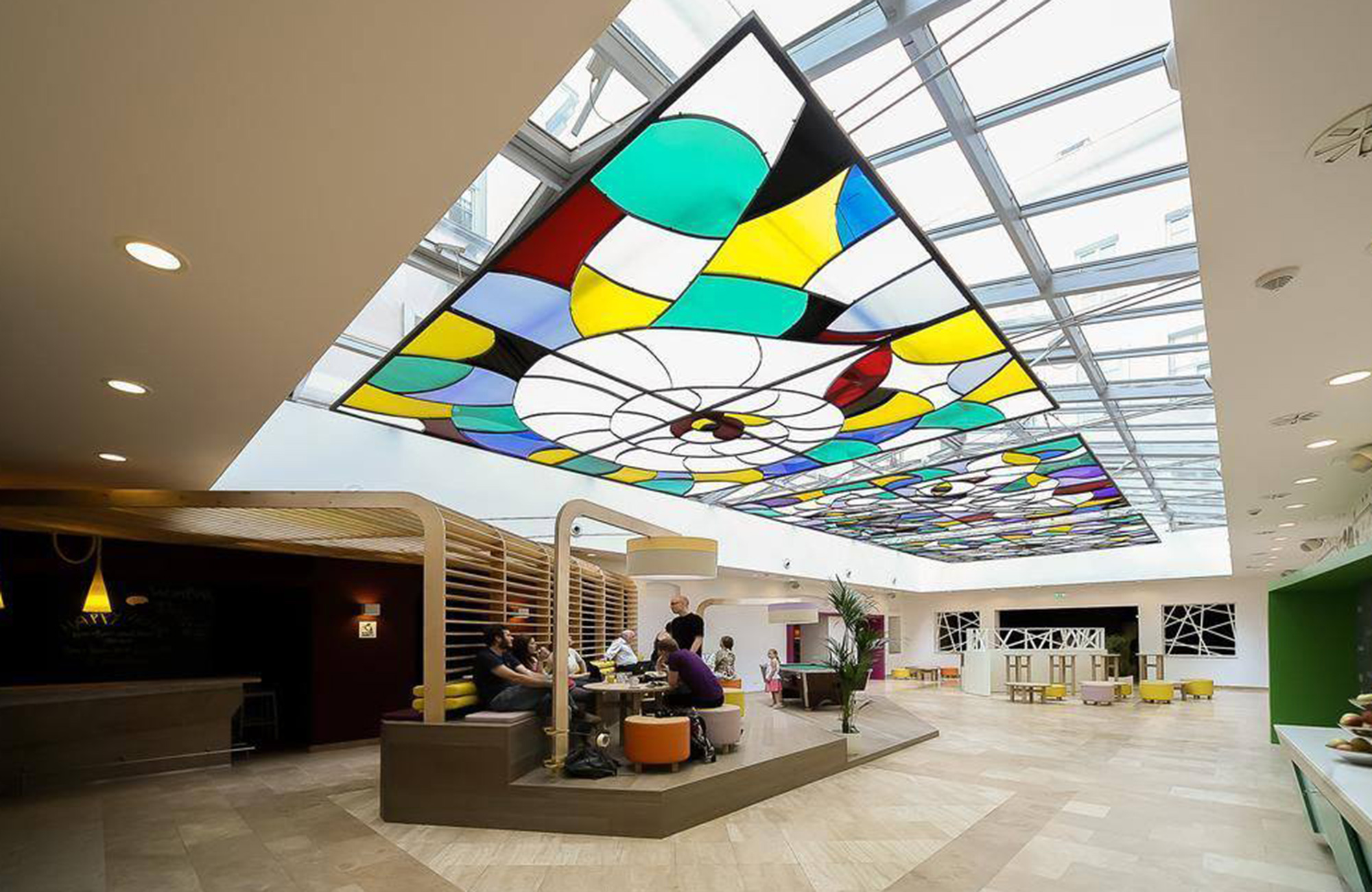 budapest-hungary-wombats-hall