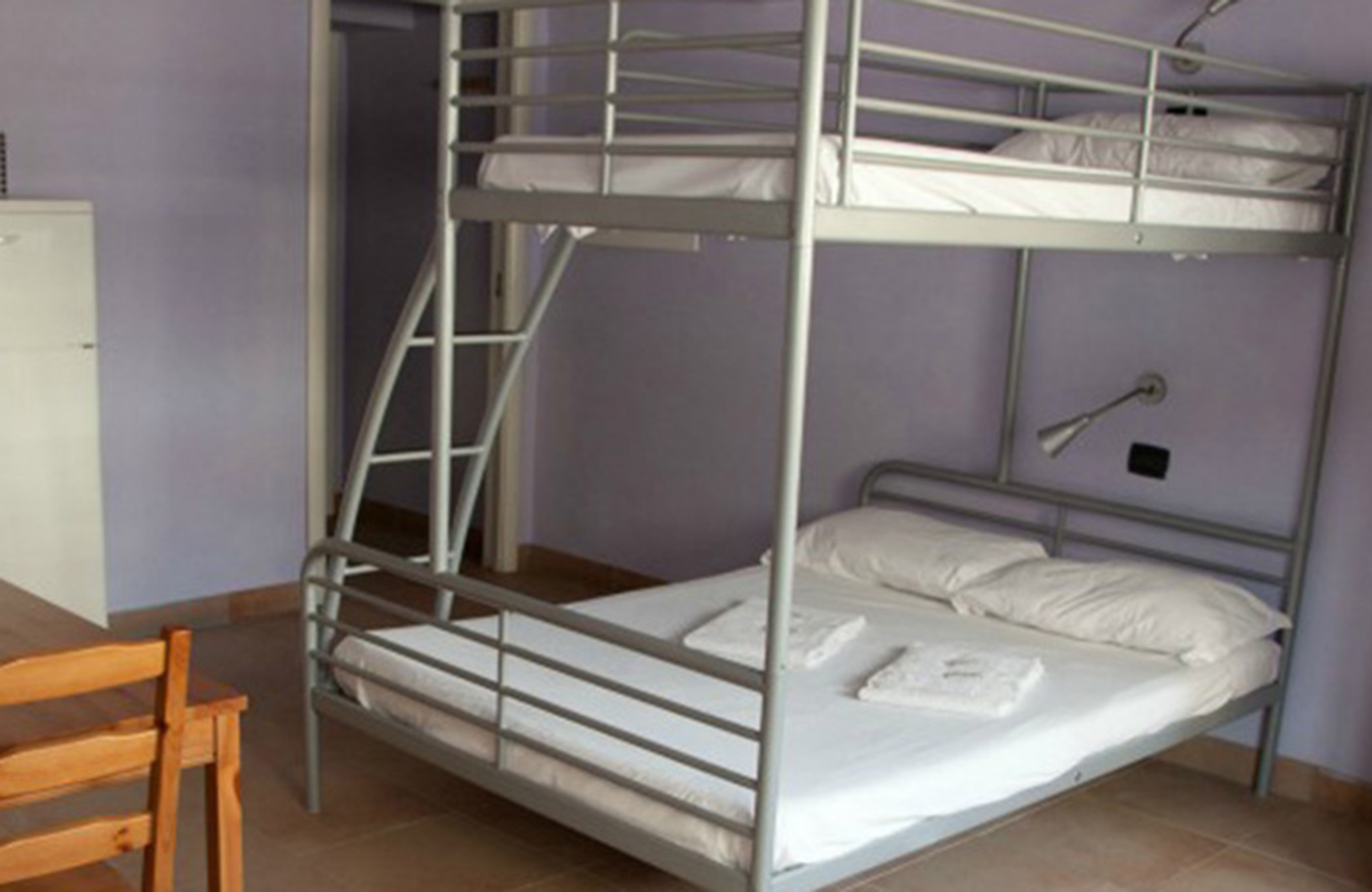 florence-plus-hostel-room-02