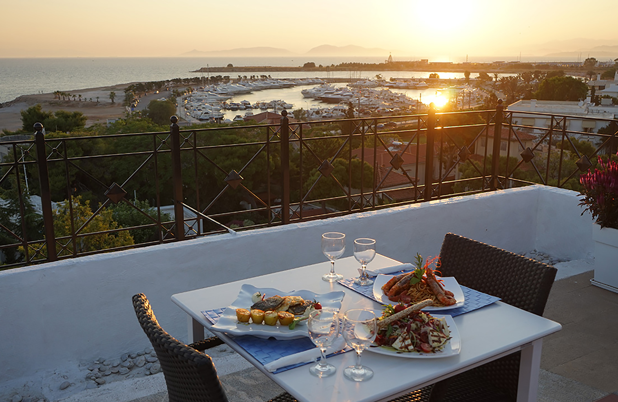 athens-hotel-london-outside-dinner-02-cover