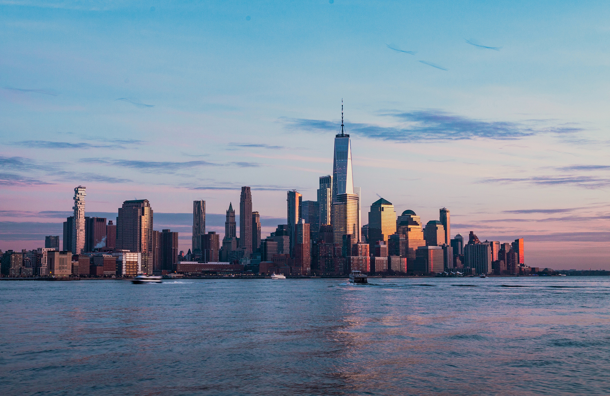 usa-new-york-skyline-sunset