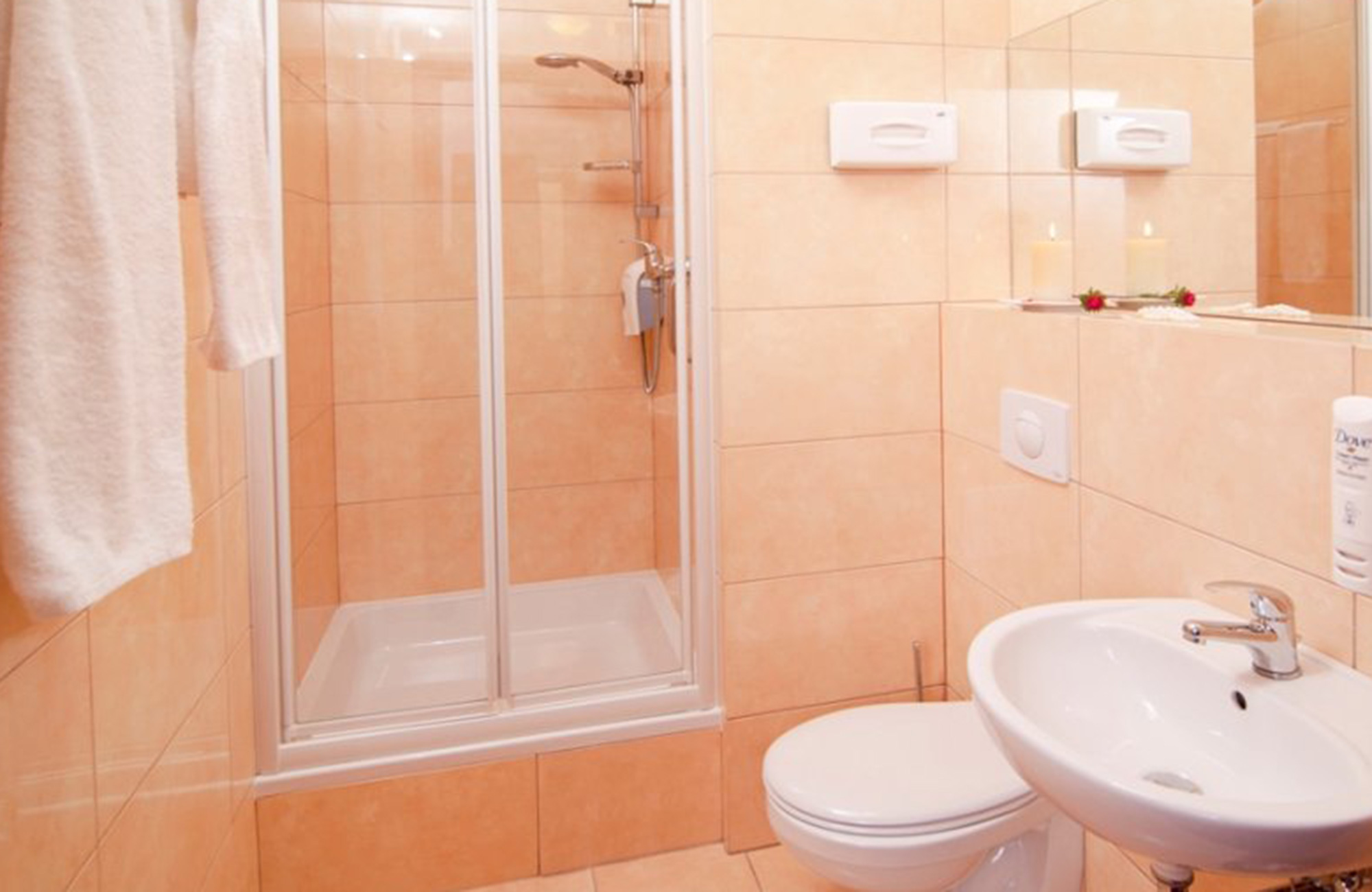 Hotel Portos, Atos & Aramis