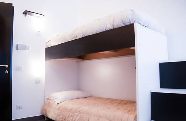 new-generation-hostels-urban-brera-room-03