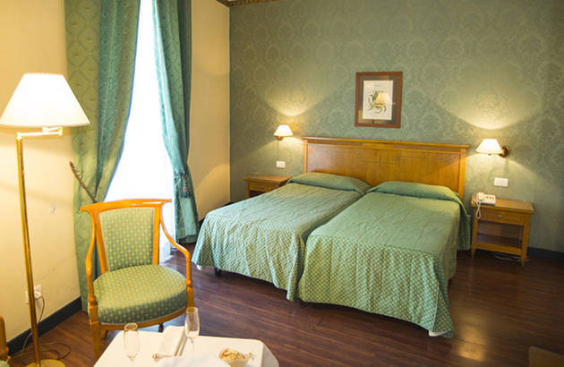 naples-hotel-real-orto-botanico-room01