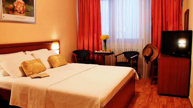 belgrade-hotel-rex-room03