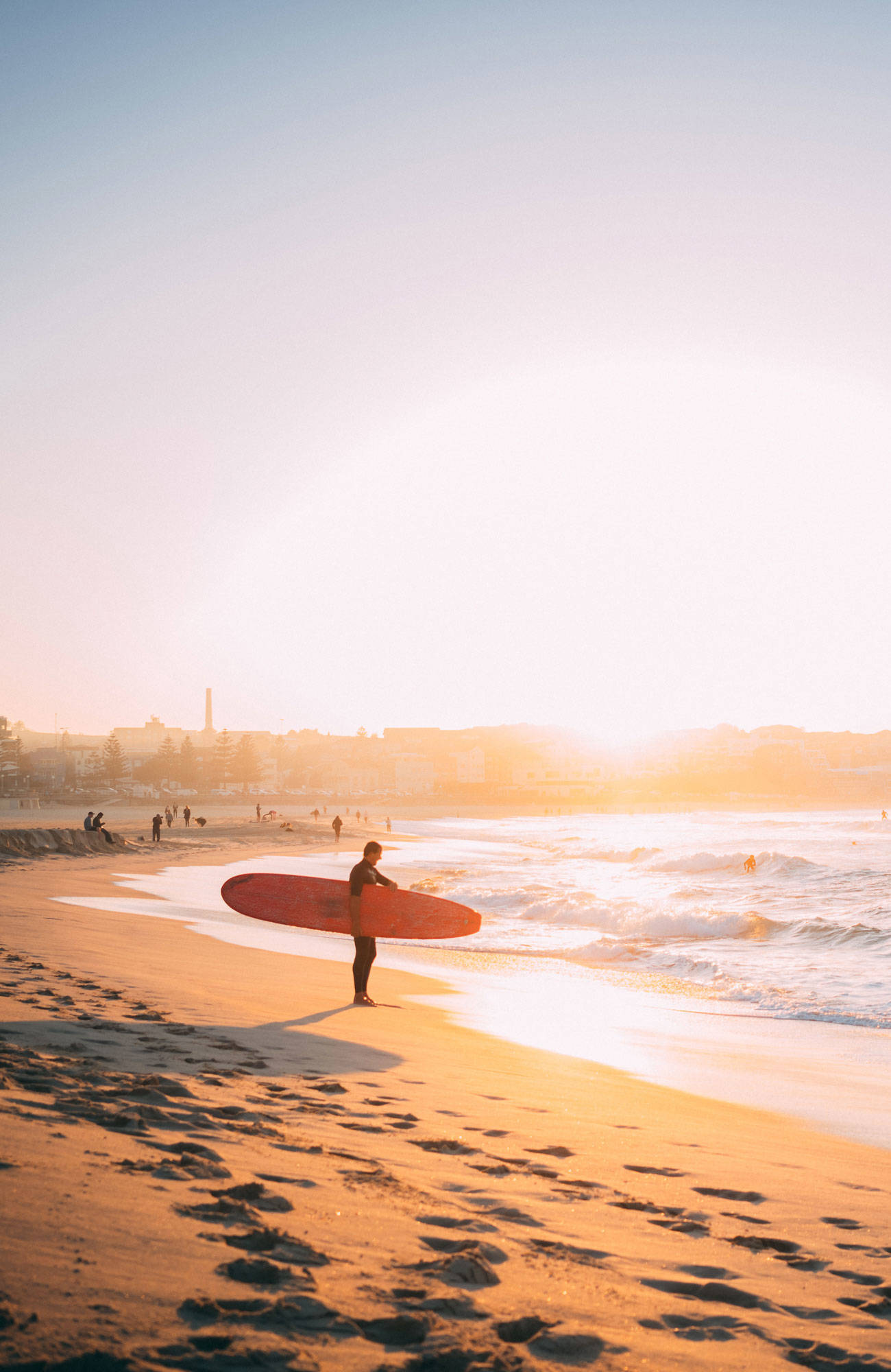 Australia-SunshineCoas-Surfer-Sunset-sidebar
