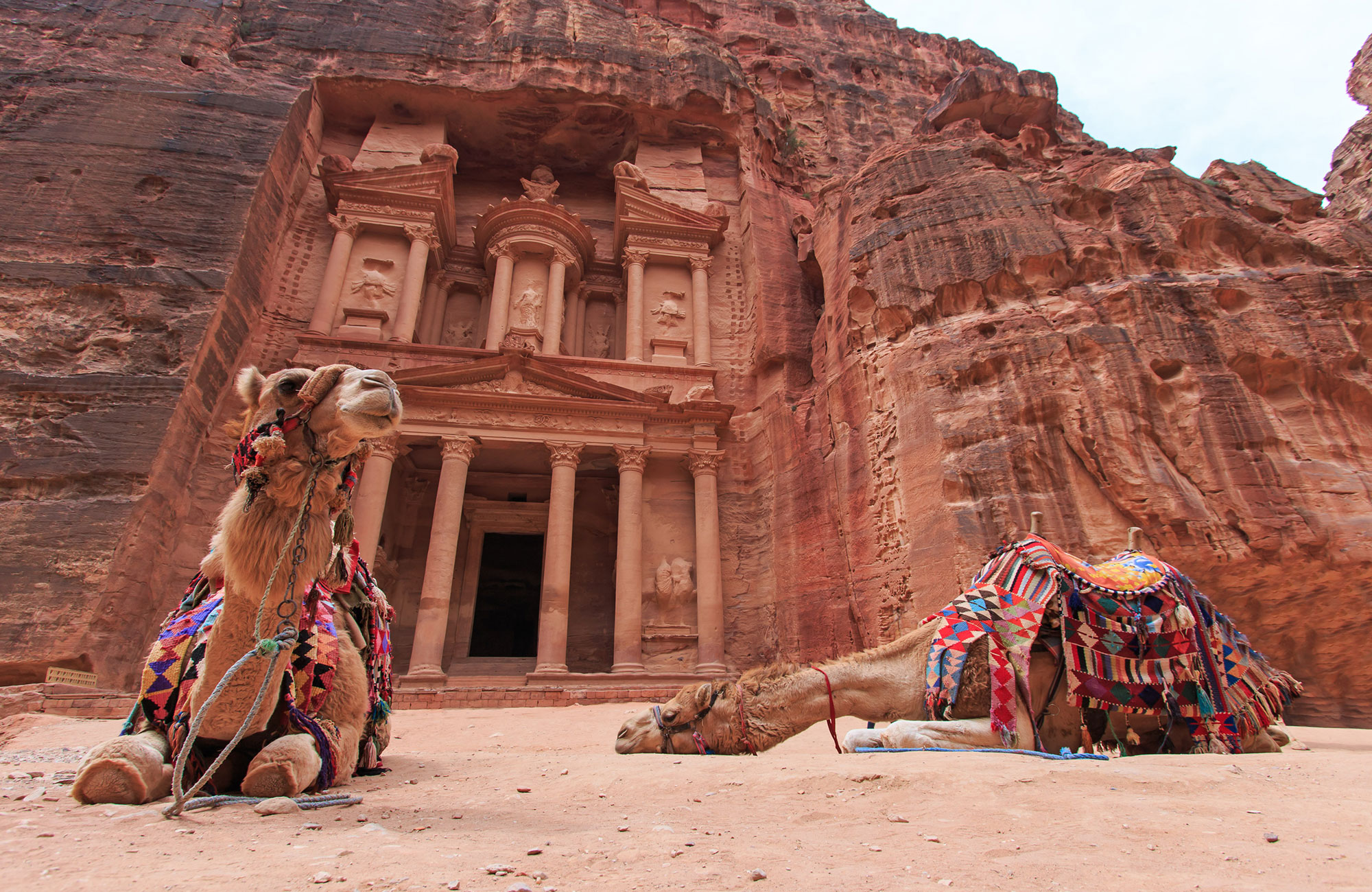jordan-petra-the-treasury-al-khazneh