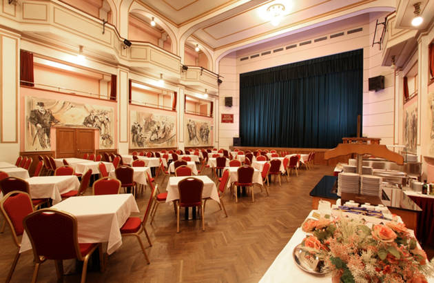 Hotel-Ariston-ballroom-breakfast-Prag