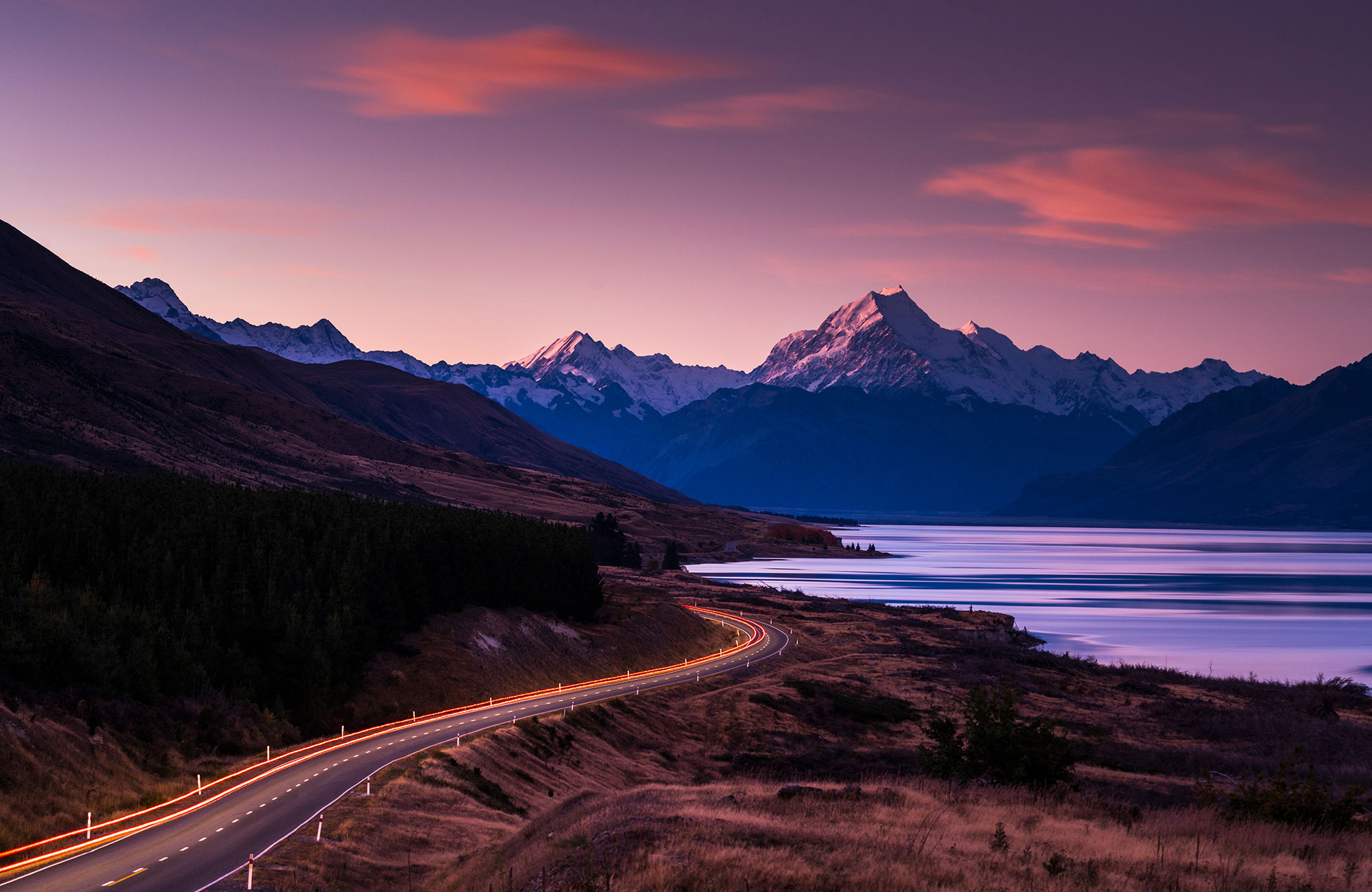 Lei en Kuga campervan fra Travellers Autobarn på New Zealand