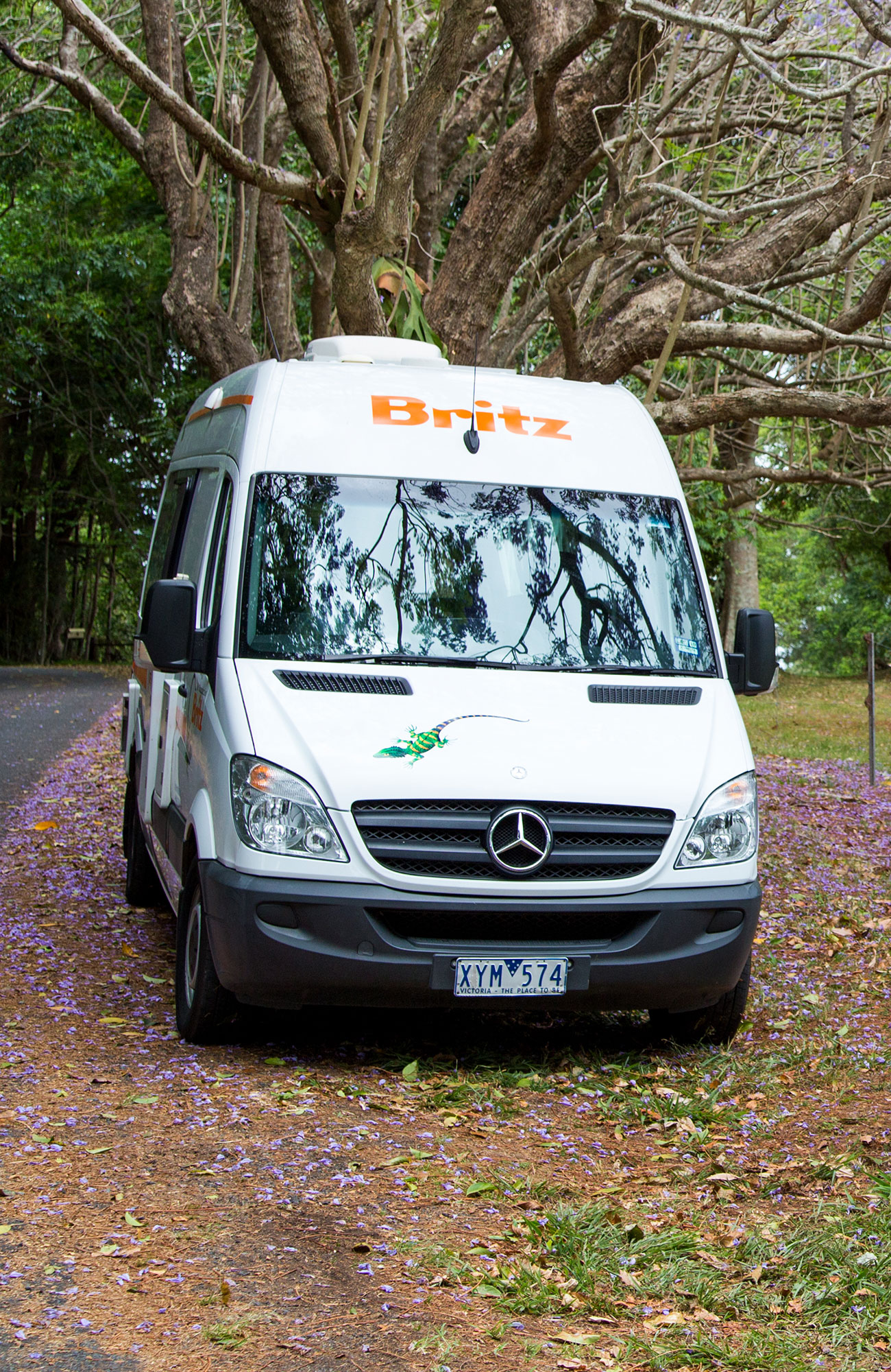 Lei en Venturer campervan i Australia