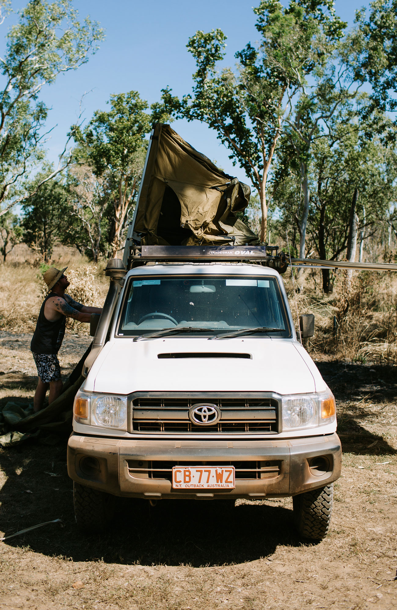 Lei en Safari Landcruiser 4WD campervan i Australia