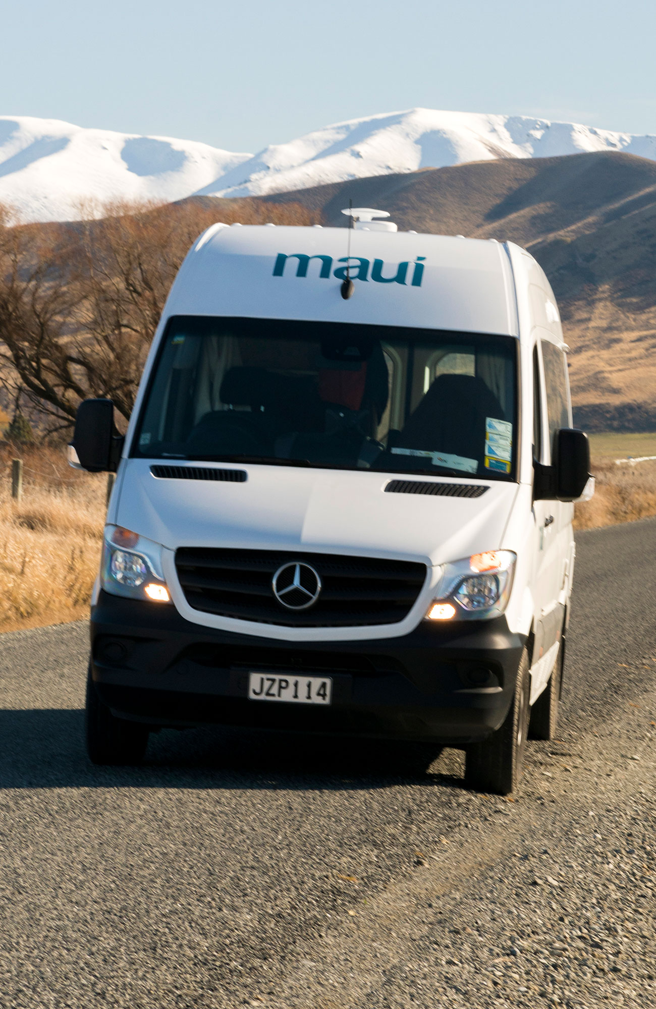 Lei en Ultima campervan på New Zealand