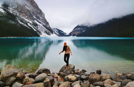 Canada Banff Lake Louise Girl