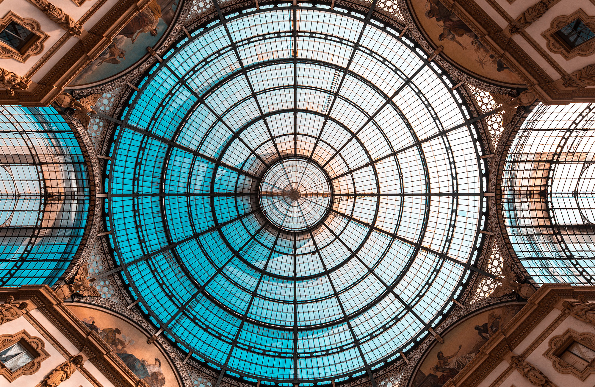 Italy Milan Eye Of Milan Roof Wide