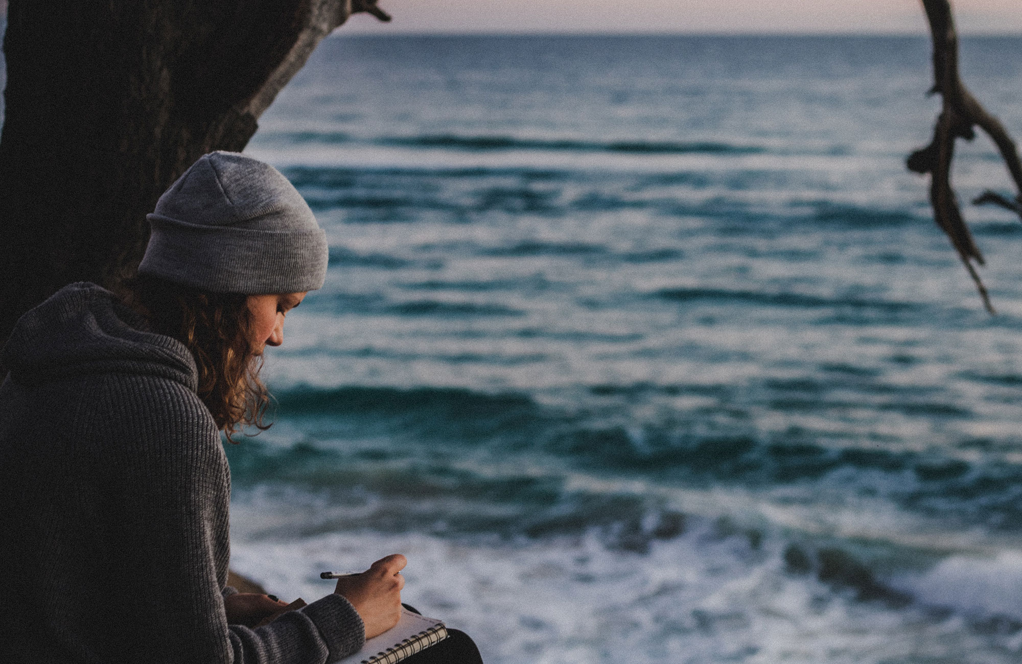 Australia Brisbane Ocean Shore Student Writing