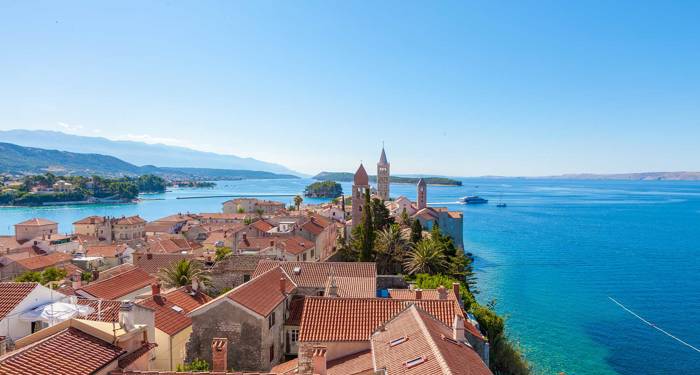 Utforsk den vakre øya rab på rundreise i kroatia med KILROY