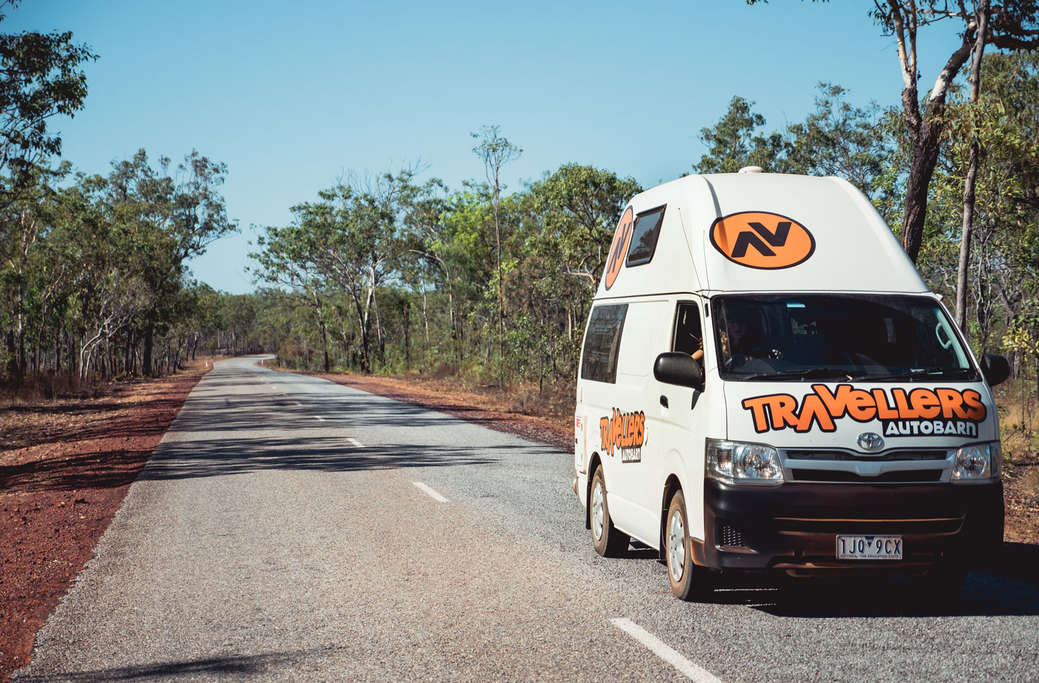 Lei en Kuga campervan fra Travellers Autobarn i Australia | KILROY