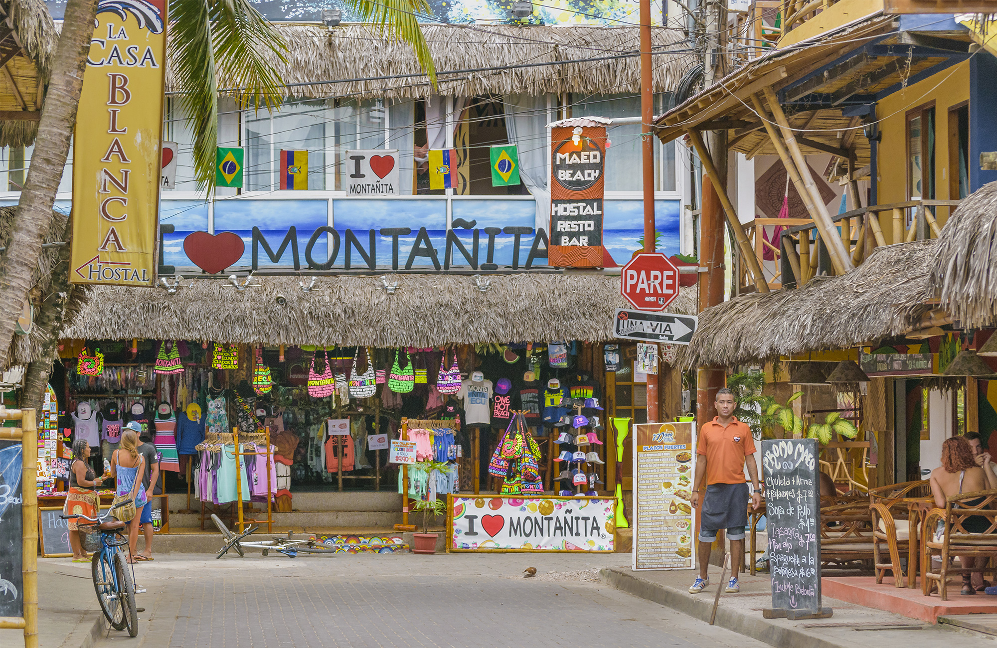 en gate i Montanita i Ecuador
