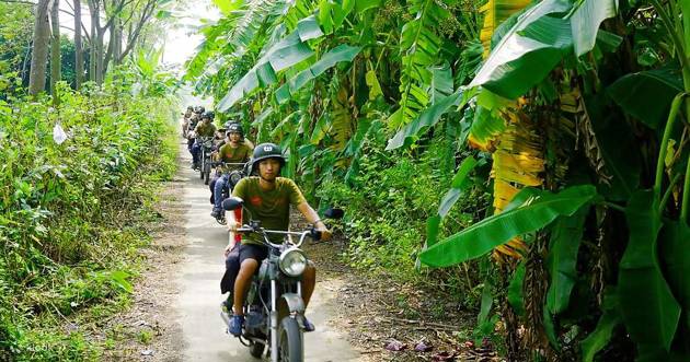 rural-hanoi-vintage-minsk-motorbike-tour