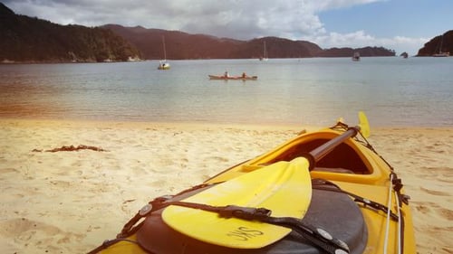 itinerary_mobi_New-Zealand-Abel-Tasaman-National-Park-Kayak-Beach-Oana-Dragan-2014-0W3A2030-processed-Lg-RBG-web