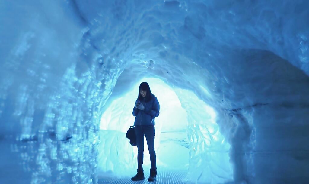 1959-perlan_museum_and_ice_cave