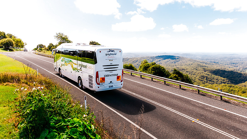 gha_coach_06_1280x720_for_navi_web