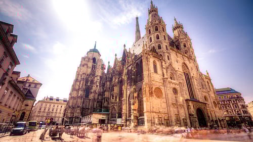 272-uberland-vienna-guided-sightseeing-on-foot